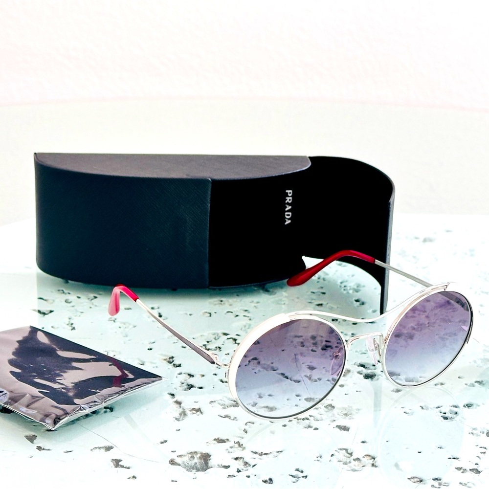 NWT PRADA SUNGLASSES CONCEPTUAL PR 55VS ROUND Italy